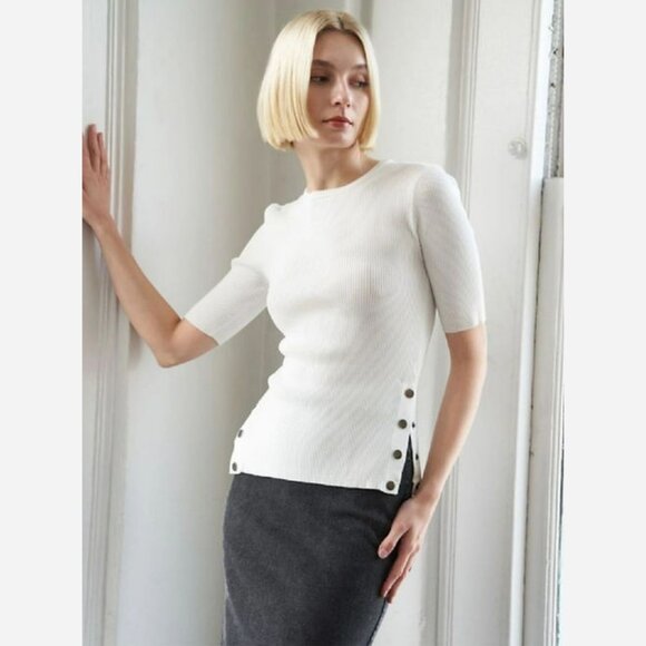 Side Button Sweater – Contoured Fit with Snap Detailing - Picture 1 of 9